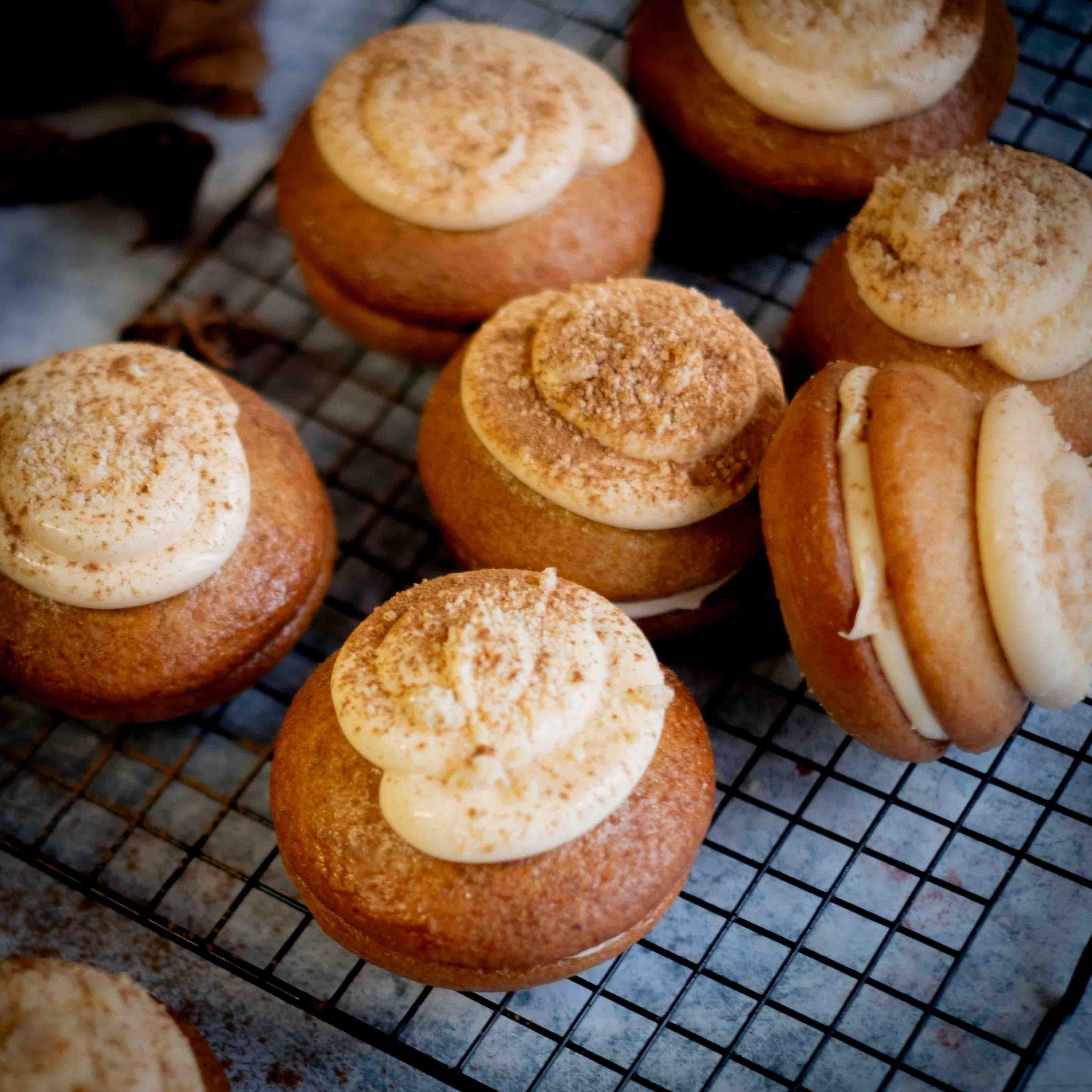 Pumpkin Spice Whoopie Pies